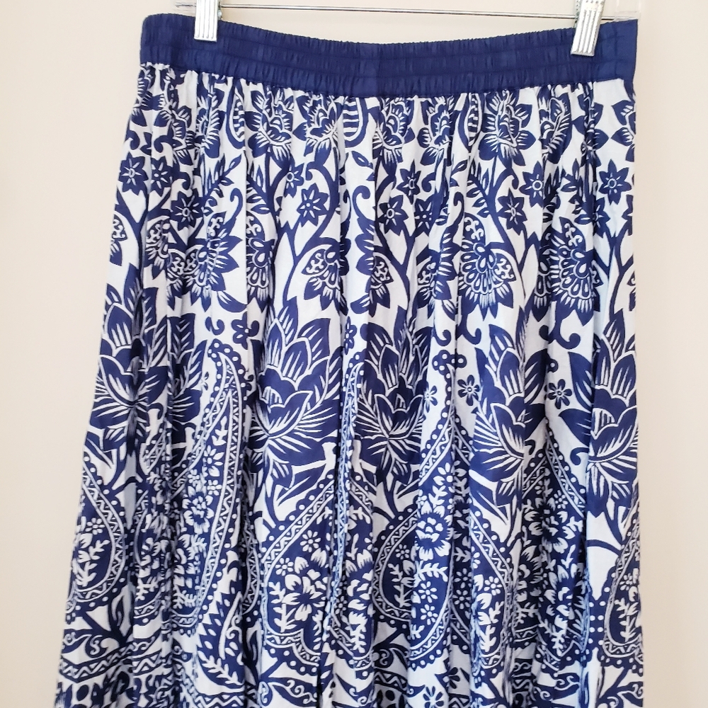 Studio West Blue and White Floral Midi Skirt - Picture 8 of 14